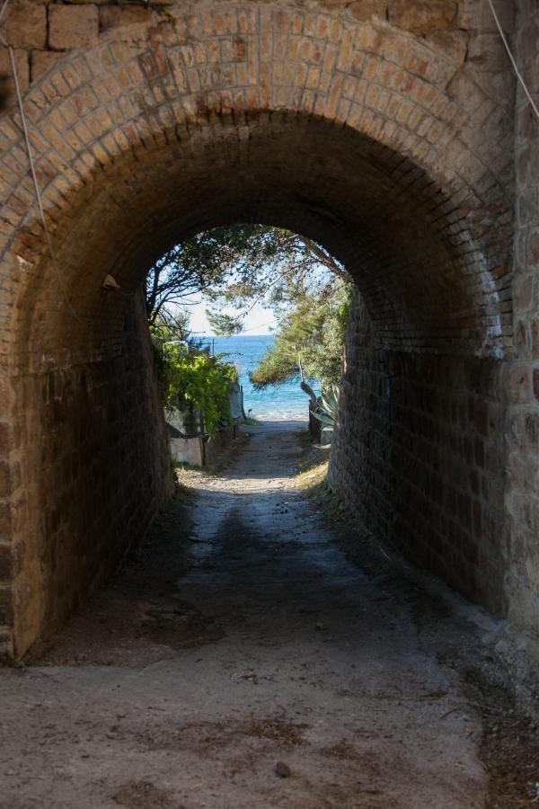 Beach Of Eden Cefalu' Экстерьер фото